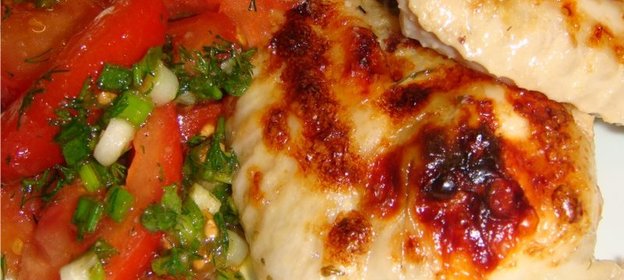 Куриные крылышки фаршированные шампиньонами с луком пореем