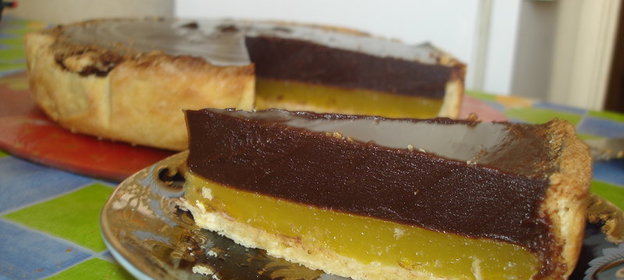 Шоколадный торт с апельсиновым желе