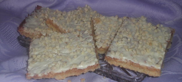 Карамельно - ореховые квадратики