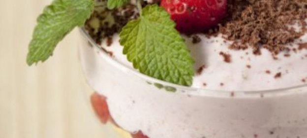 Низкокалорийный клубничный десерт