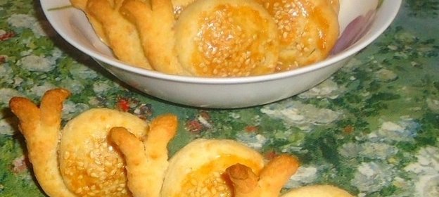 Сырно-кунжутное печенье Улитки