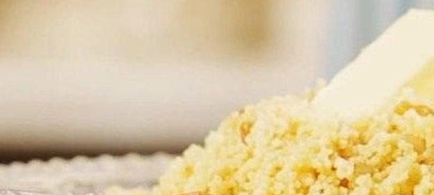 Щи из квашеной капусты с картофелем и кальмарами