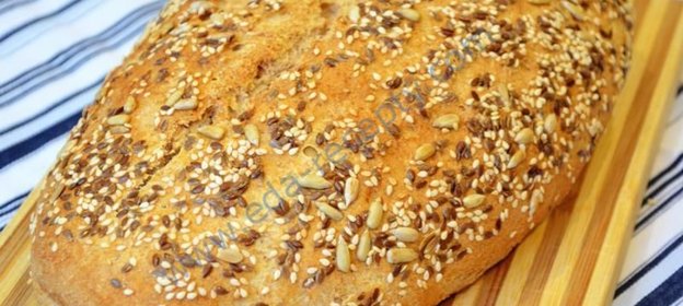 Хлеб с семечками