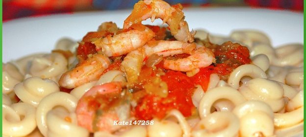 Паста с креветками маринара