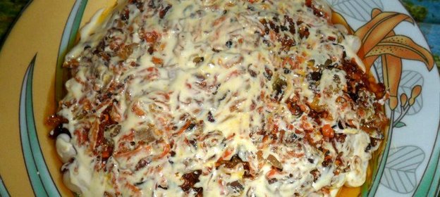 Слоенный салат с фасоли