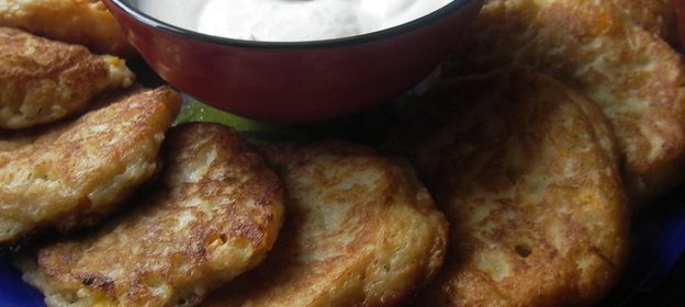 Овсяные оладьи с хурмой