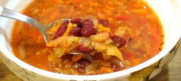 Постные щи с фасолью