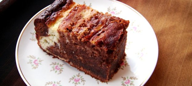 Шоколадно-творожное пирожное