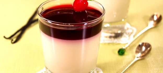 Панна котта с вишневым желе