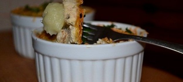 Картофельная запеканка с икрой