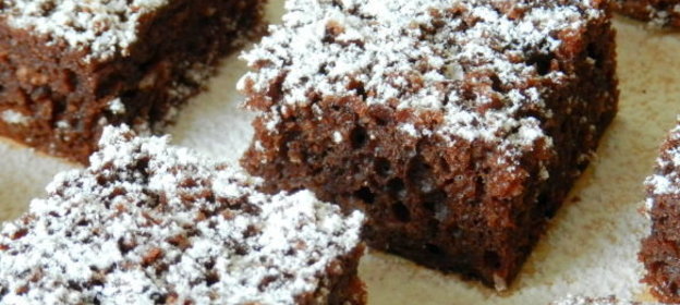 Шоколадно-кокосовый брауни в мультиварке