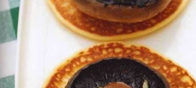 Оладьи с печеными грибами