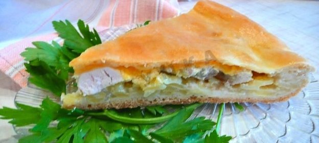 Пицца деревенская с курицей закрытая