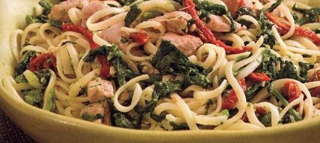 Макароны со свининой и брокколи рааб