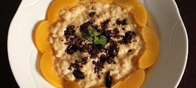 Ванильное ризотто с персиками и шоколадом