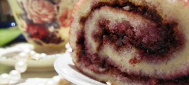 Салат из печеного стручкового перца с орехами