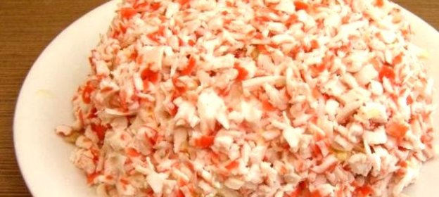 Крабовый салат с плавленым сыром