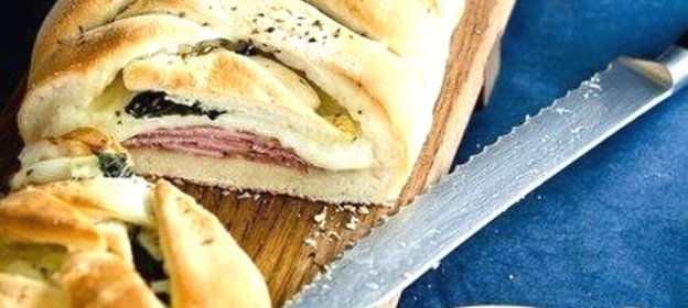 Стромболи (пицца в рулете)