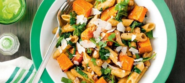 Острая паста с нутом и шпинатом