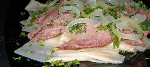 Бешбармак из свинины