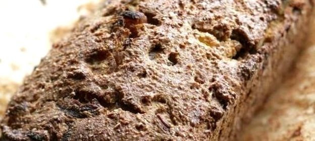 Ржаной хлеб с курагой