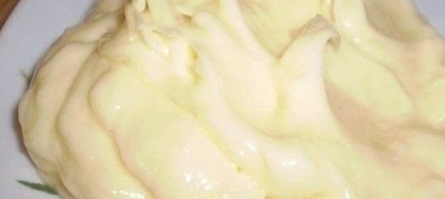 Батон с лесными орехами