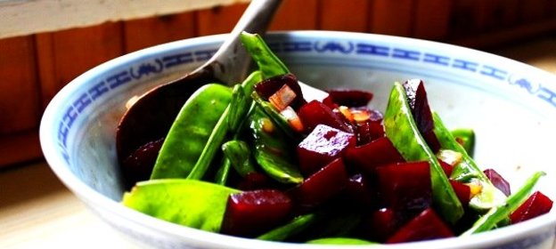 Простой салат из свеклы вареной