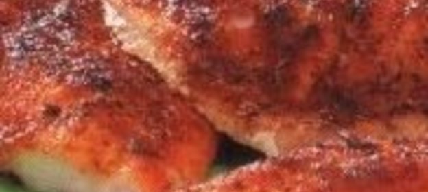 Пряный морской окунь на гриле