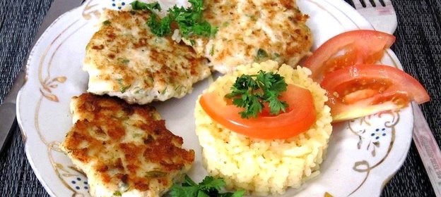 Оладьи из курицы с овощами