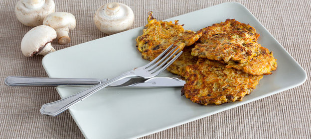 Овощные оладьи с шампиньонами