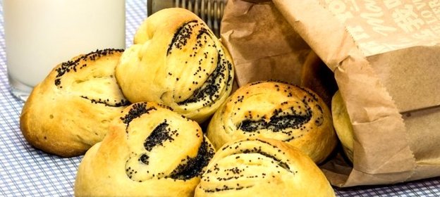 Булочки с маком