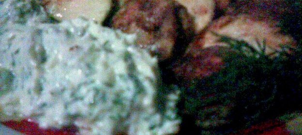 Пикантный соус с брынзой к жареным кабачкам, овощам и просто намазать на хлеб