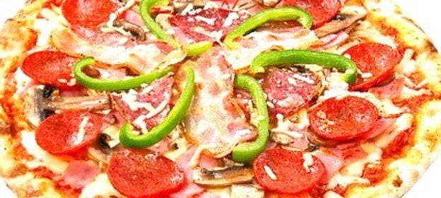 Пицца со сладким перцем и ветчиной