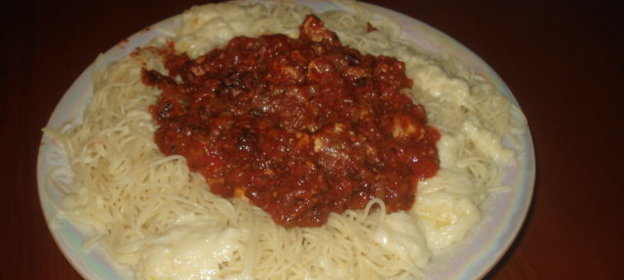 Спагетти с соусом Булоньез