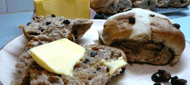 Булочки на Пасху