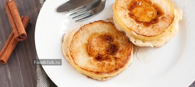 Яблочные оладьи