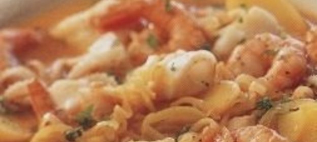 Средиземноморский суп с морепродуктами