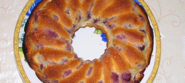 Кекс с вишнями