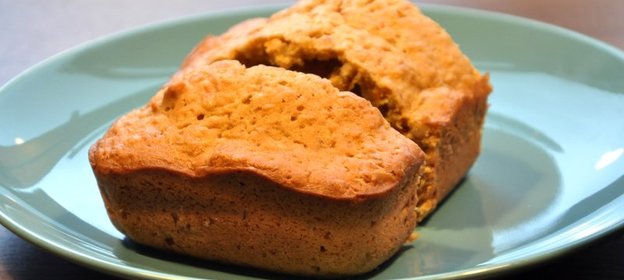 Морковный кекс с орехами