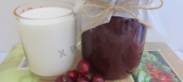 Вишневый джем из вишни