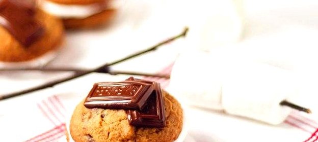 Печенье с шоколадом и маршмэллоу