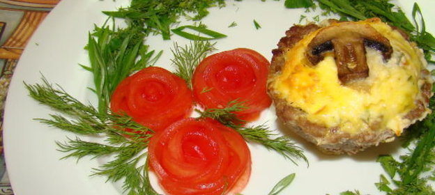 Яичница «ройяль» с сыром