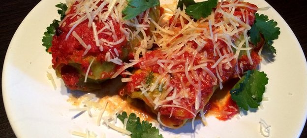 Голубцы с орехами и паниром