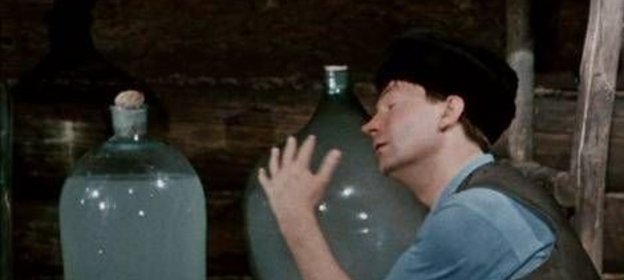 Суп молочный с запеченными клецками из манной крупы с морской капустой