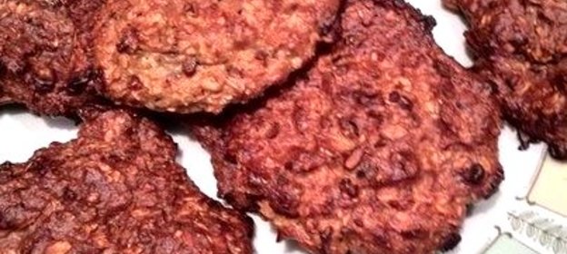 Овсяное печенье с финиками и семечками