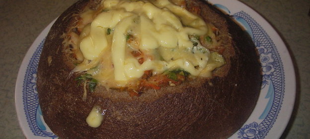 горячий хлеб с начинкой