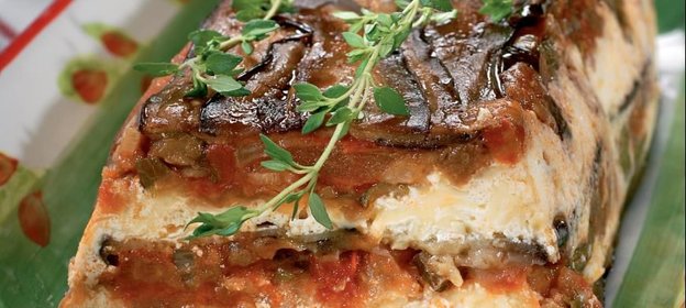 Запеканка из баклажанов с помидорами