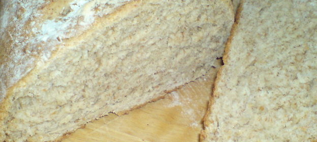 Серый хлеб на пиве с мёдом