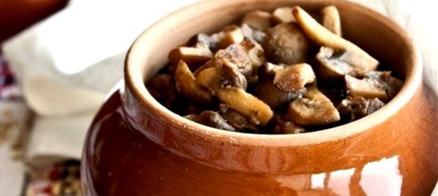 Перловая каша в горшочках с грибами