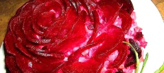 Салат со свеклой и говядиной